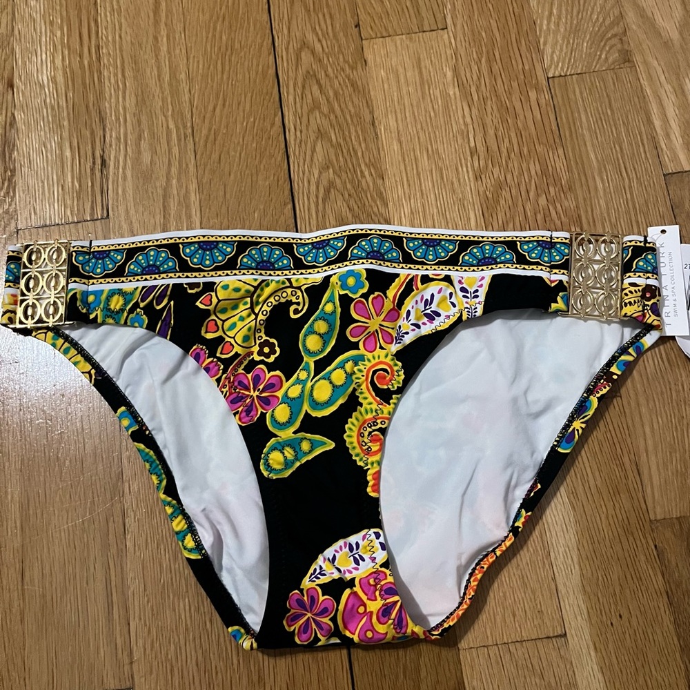 NWT Trina Turk swimwear bikini bottoms. Black/Multicolor Size 6